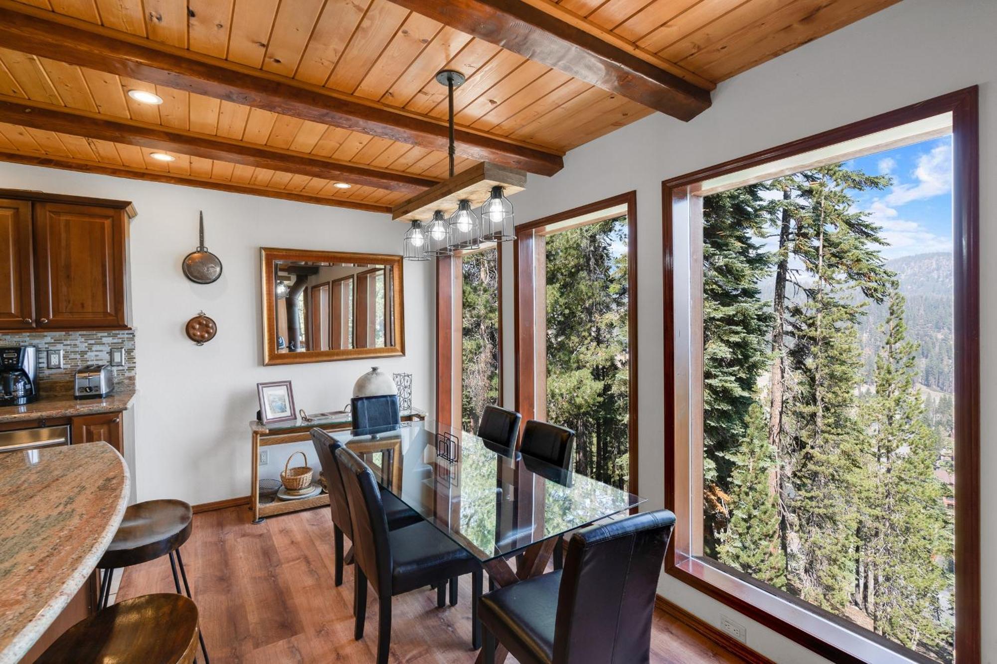 Timber Ridge Resort By 101 Great Escapes Mammoth Lakes Room photo