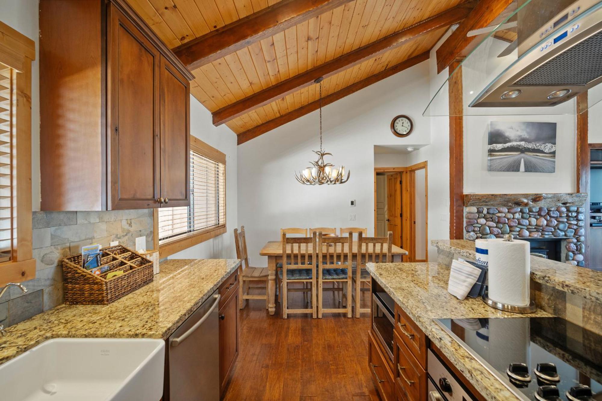 Timber Ridge Resort By 101 Great Escapes Mammoth Lakes Room photo